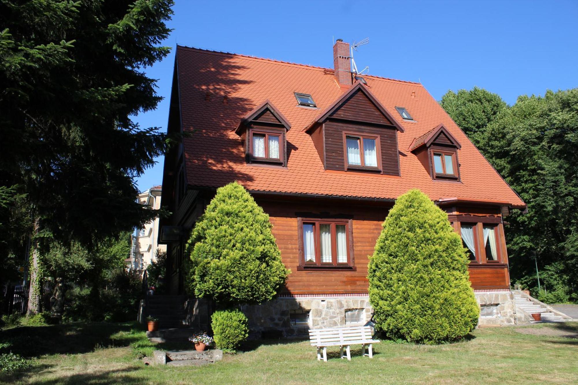 Apartamenty Zlota Palma Lądek-Zdrój Rom bilde